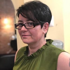 Meet your Posher, Monica
